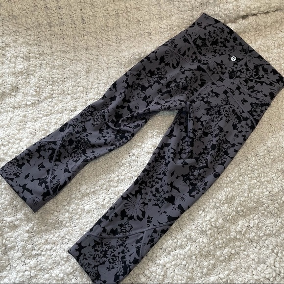Lululemon All You Do Crop *19" Efflorescent Nebula 6 - Picture 4 of 8